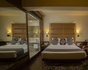 Hotel Yogi Midtown - Navi Mumbai - Habitación