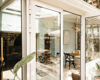 Hotel Le Petit Castel - Antibes