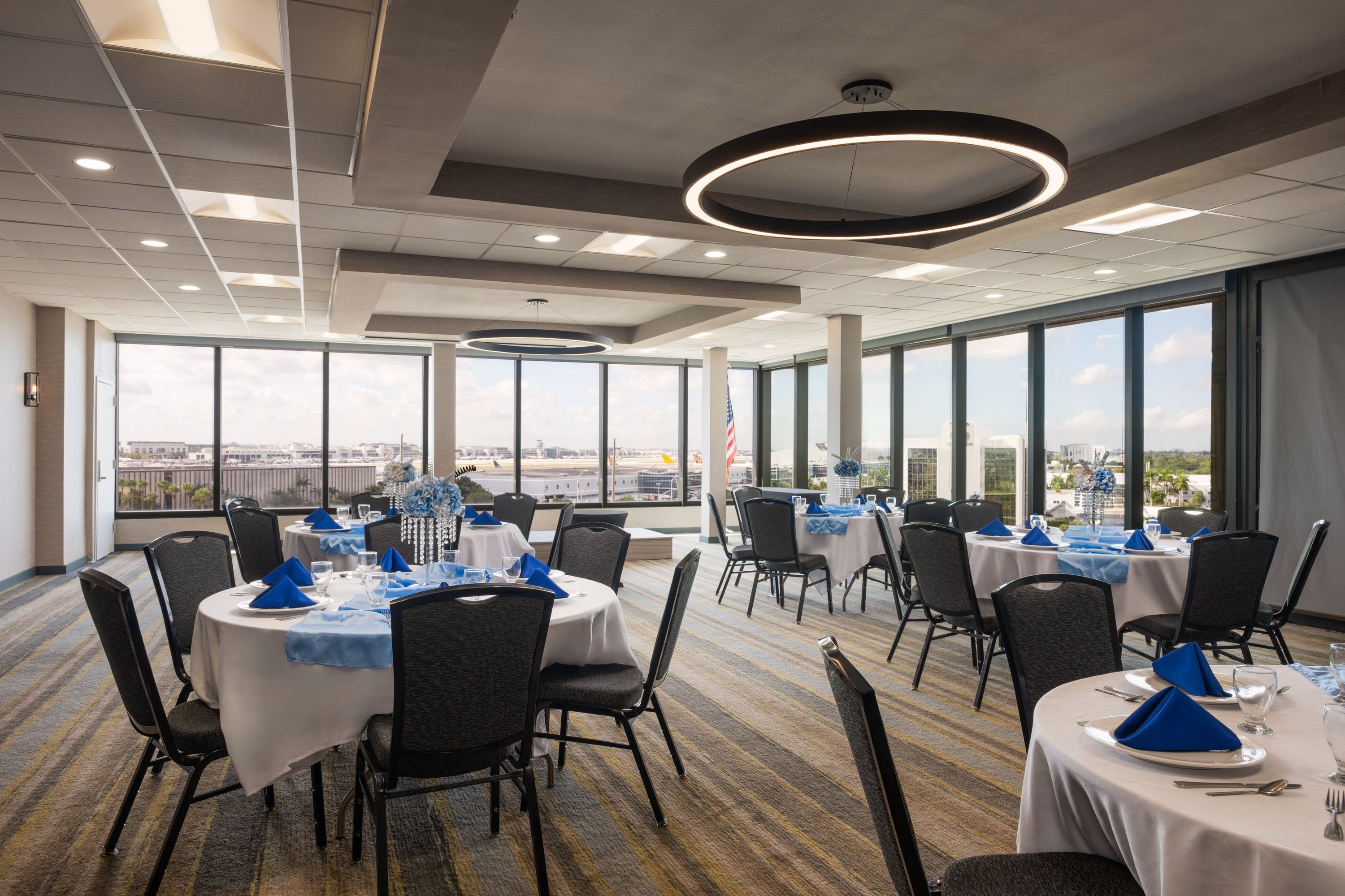 Holiday Inn Miami-International Airport By IHG - Miami Springs - Banquet hall