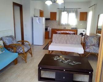 Ikia Apartment Ierissos - Ierissós - Living room