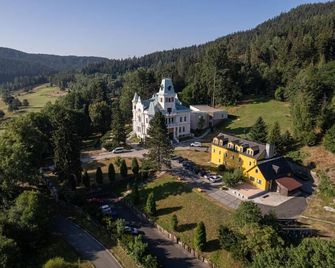 Hotel U Zamecku Cihelny - Karlovy Vary - Venkovní prostory