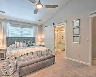 Modern Retreat - 4 Miles to Isle of Palms Beach! - Charleston - Bedroom