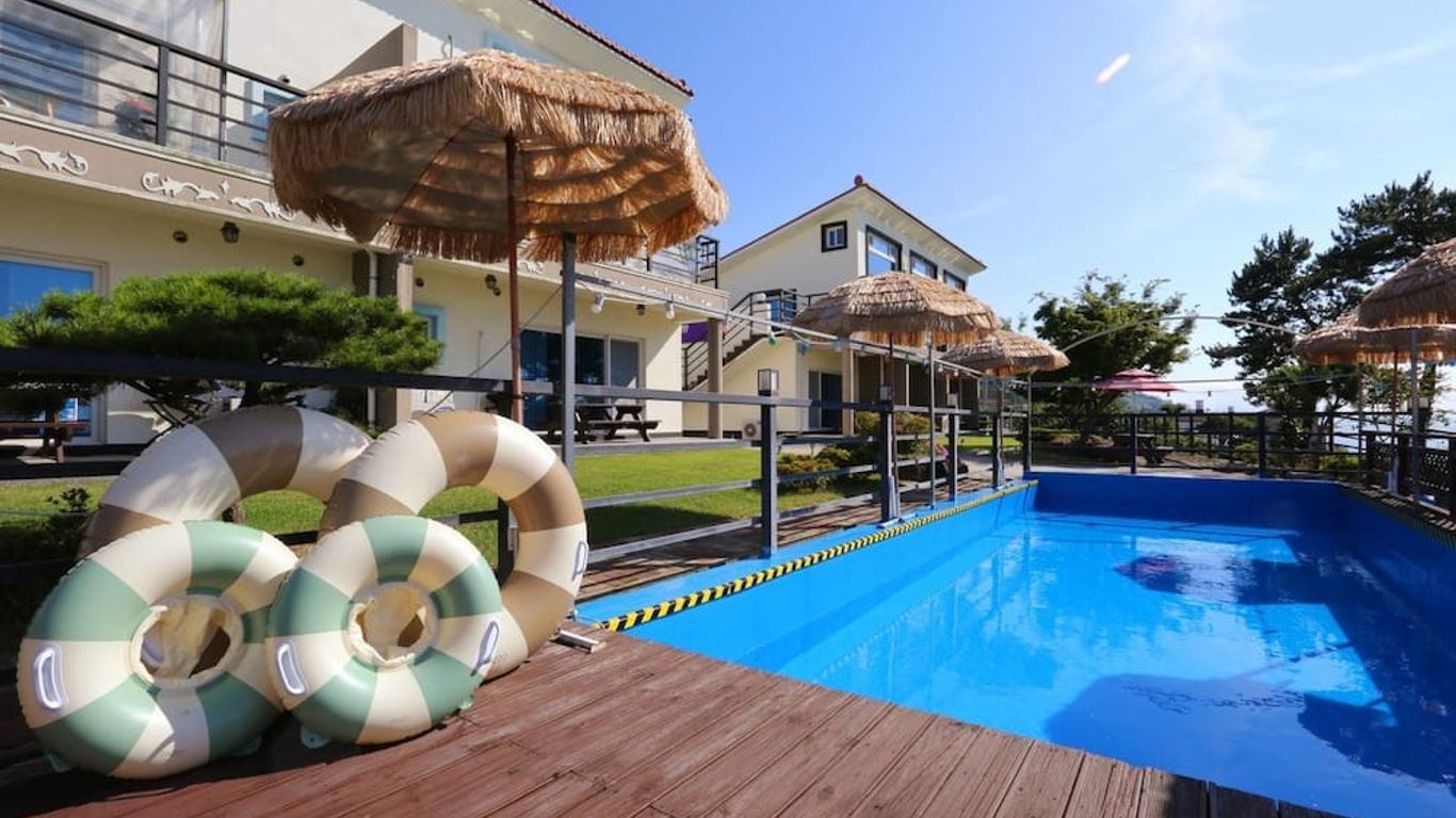 ييوسو هاي موم كيدز فاميلي بنزن بلاك