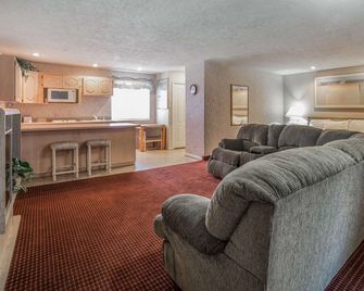 Econo Lodge St George North - Near Pioneer Park - Saint George - Front desk