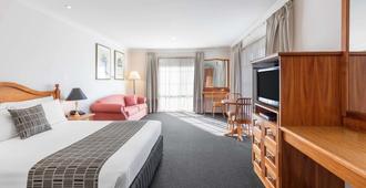 Best Western Ambassador Motor Inn & Apartments - Wagga Wagga - Bedroom