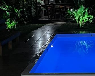 Private villa with pool. 5 min walk to beach - Tambor - Piscina