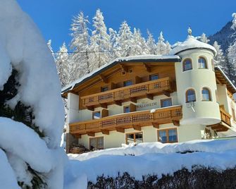Tower room 2 - Waldheim House - Oetz - Building