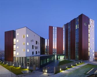 H2C Hotel Milanofiori - Assago - Building