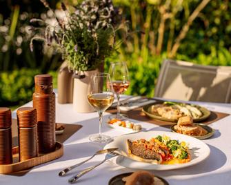 Villa Fabulite - Antibes - Restaurant