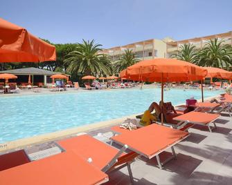 Hotel Oasis - Alghero - Pool