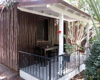 Arriba Apart Bungalow Restaurant - Gümüşlük - Patio