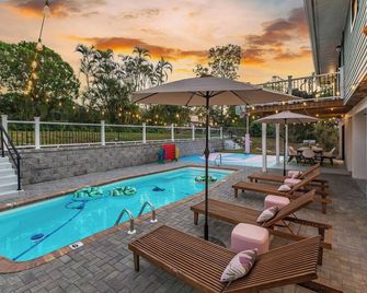 Casa Marco - Heated Pool, Game Room, Mini Golf - Marco Island - Basen