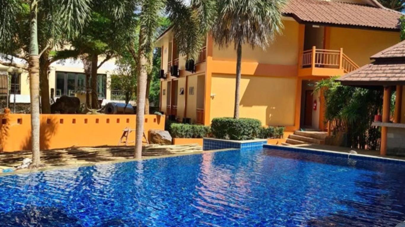 Paddy's Palms Resort