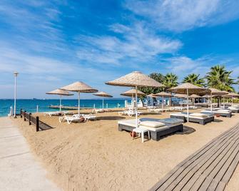 Apollonium Spa & Beach Resort - Milas - Playa
