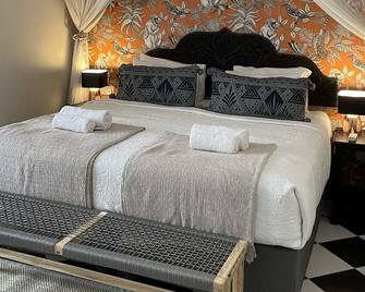 528 Victoria Falls Guest House - Victoria Falls - Yatak Odası