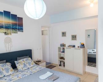 Sunrise Coast Gateaway 2 Minutes to Beach - Kardamena - Schlafzimmer