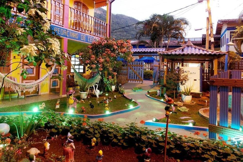 Pousada Pedacinho de Céu - Vila do Abraao - נוף חיצוני