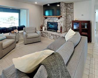 Playa Verde - Rockport - Living room