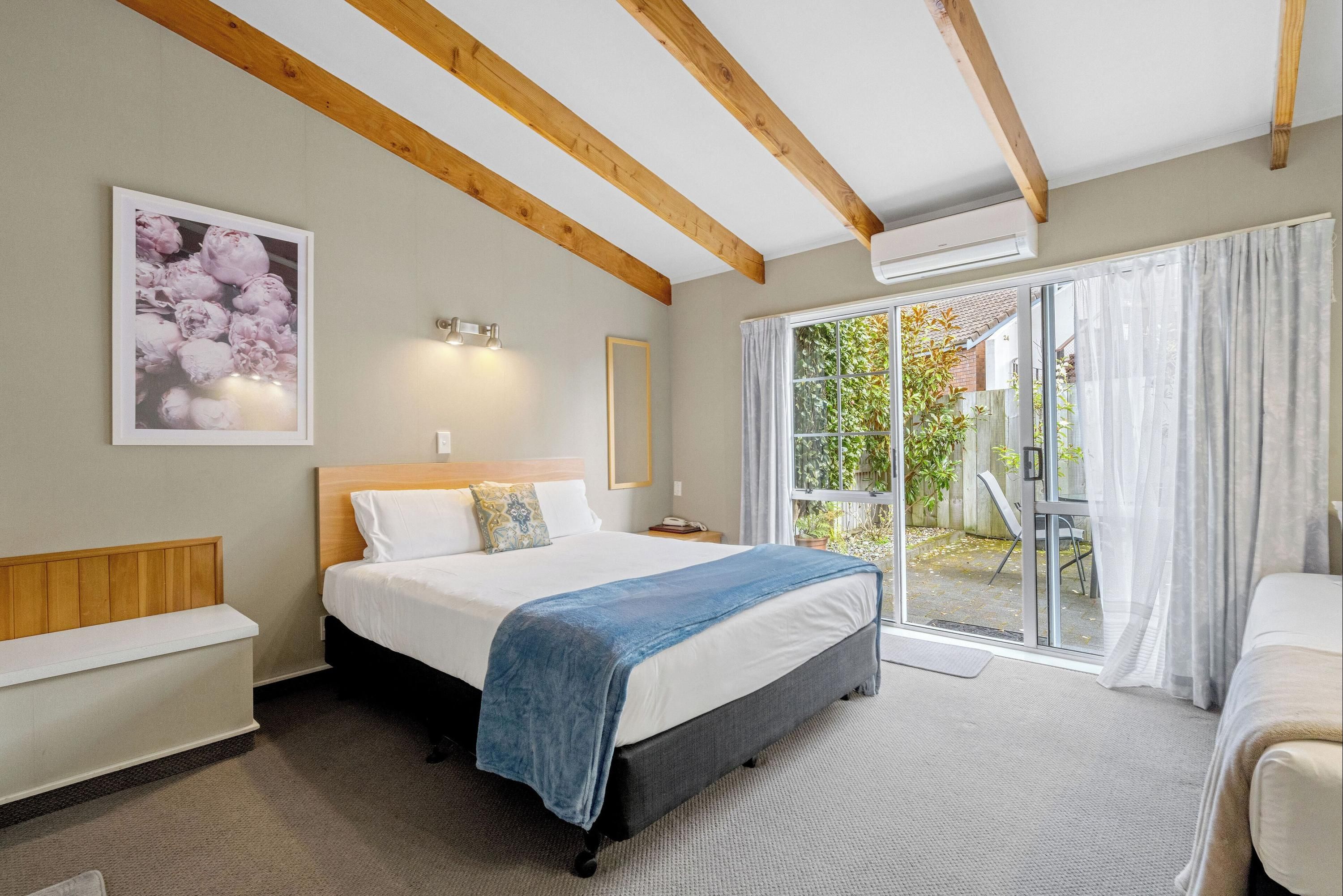 Cottage Mews Motel - טאופו