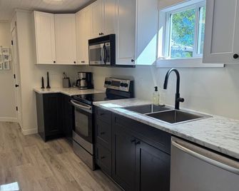 Delkatla Tide - Masset - Kitchen