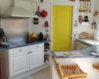 Agréable Maison sur le Bassin d'Arcachon - Andernos-les-Bains - Kitchen