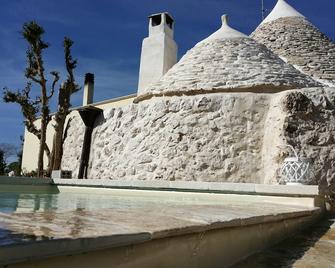 Trullo Madia e Dimora Giorgio - Ceglie Messapica - Pool