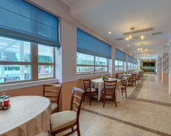 Detelina Hotel - Golden Sands