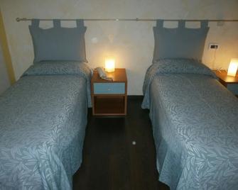 Albergo Vecchio Pavone - Borgaro Torinese - Ložnice