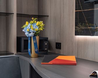 Sky Airport Hotel - Cluj - Servicio de la habitación