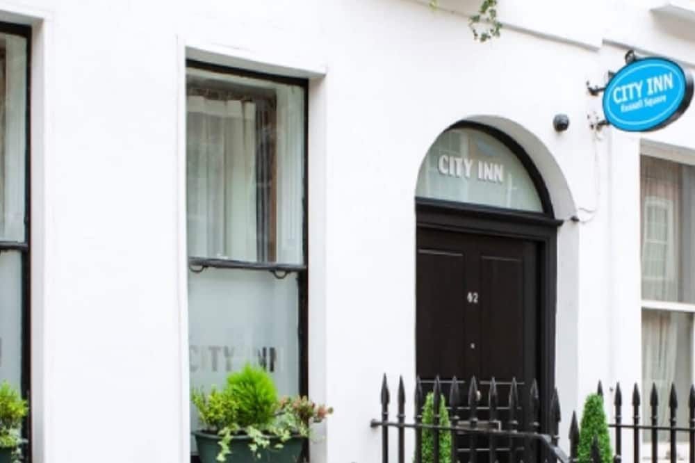 سيتي إن راسل سكوير