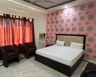 Amrit Resort - Álvaro - Habitación