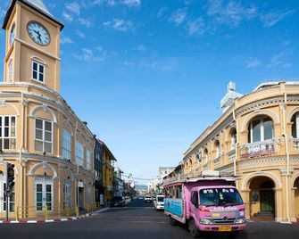 The Tint at Phuket Town Hotel (SHA Plus+) - Kota Phuket - Pemandangan luar