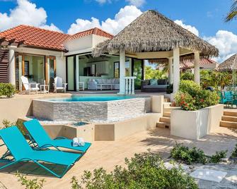 Romantic Getaway, Lowest Density On The Island, Stand Alone Bungalows! - Providenciales - Piscina