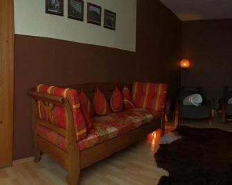 Gaestehaus Wildbach - Mittelberg - Wohnzimmer
