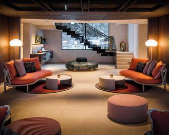 Neuhaus Zillertal Resort - Mayrhofen - Oleskelutila