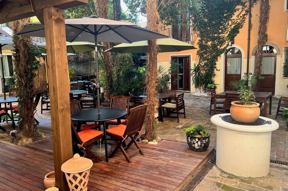 A Casa Di Paola Suite - ראבנה - פטיו