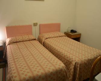 Hotel Arcella - Padua - Habitación