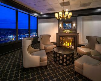 DoubleTree by Hilton Billings - Billings - Oleskelutila
