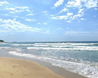 Aqua Villa at Caves Beach Villas - Caves Beach - Playa