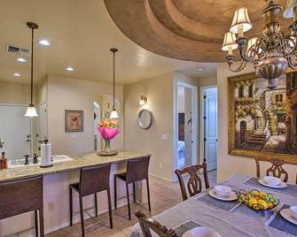 10 Mi to Downtown Phoenix Casita with Patio! - Phoenix - Dining room