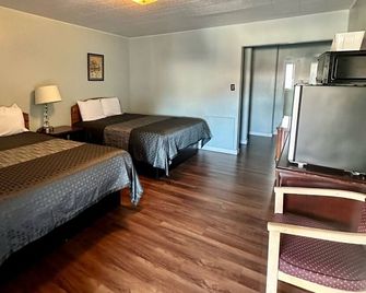 Lone Pine Motel - Garberville - Slaapkamer