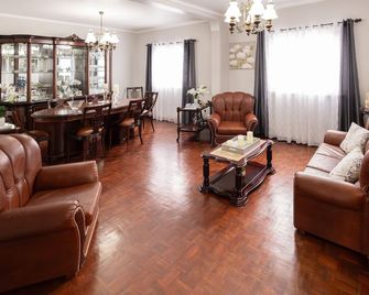 The Ship's House - Maia (Azores) - Wohnzimmer