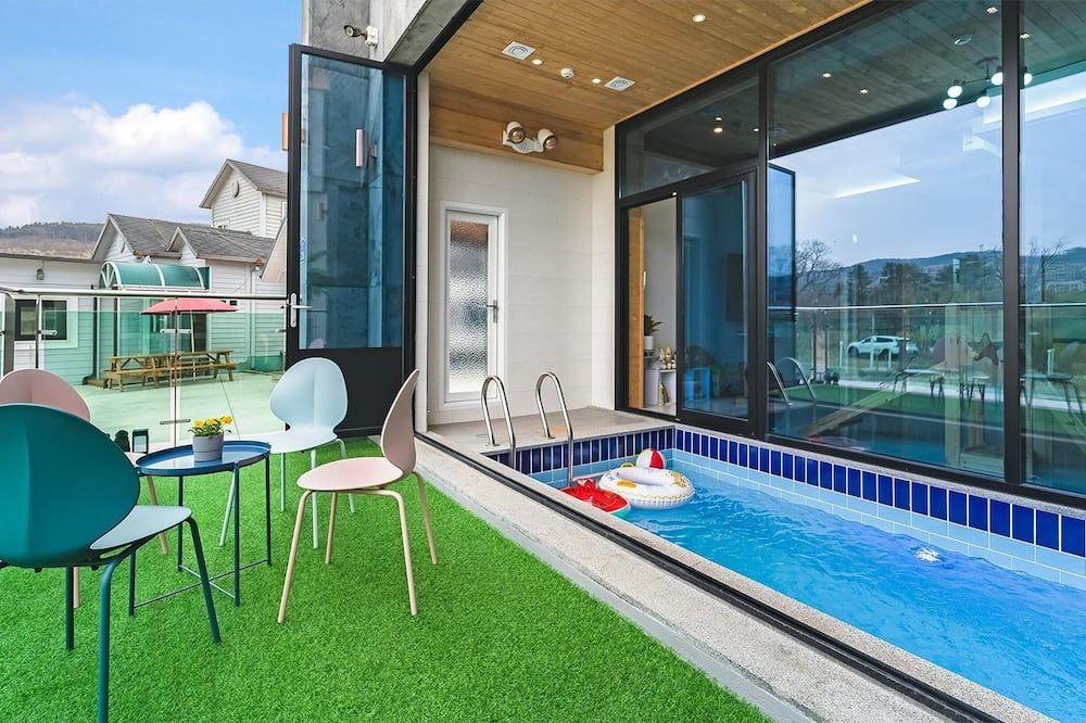 Pool view of Gyeongju Cheongun28 Kids Poolvilla