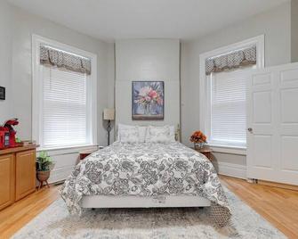 G2 Central Location Museums Free Parking - Richmond - Bedroom