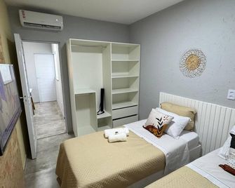 Casa 500 m da Orla de Atalaia em Aracaju - Village D - Aracaju - Habitación
