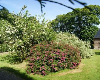 Charming Normandy Cottage Chestnut Le Puits XVII - Bretteville-du-Grand-Caux - Vista del exterior