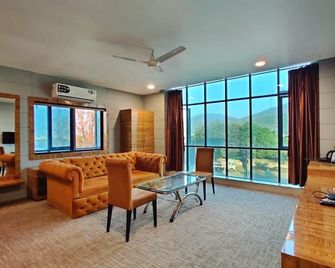 Hotel Prashant International - Gāndhīdhām - Living room