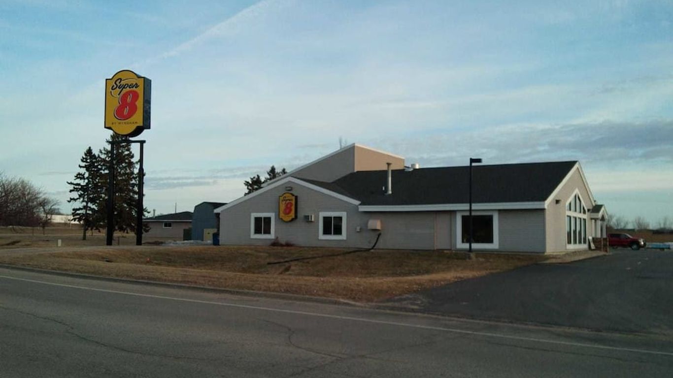 Super 8 by Wyndham Glenwood