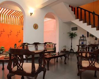 Breeze of Paradise - Colombo - Hàng hiên