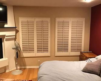 Brentwood Renovated 2-bed, 2-bath Condo - לוס אנג'לס - חדר שינה